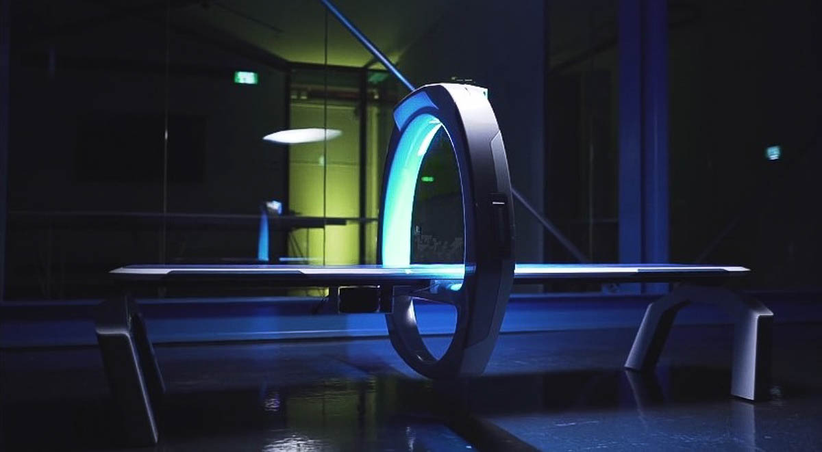 scanner médical innovant nanox avec anneau luminescent bleu en environnement moderne